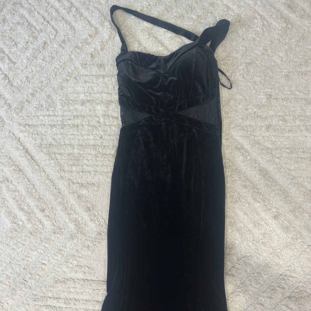 Windsor Black Velvet Lace Gown Dress - Picture 3 of 4